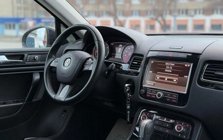 Volkswagen Touareg III, 2011 год, 1 950 000 рублей, 7 фотография