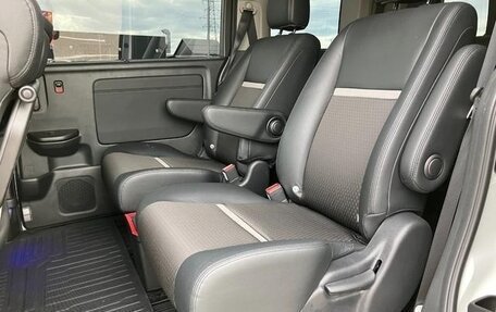 Honda Stepwgn IV, 2020 год, 1 870 000 рублей, 8 фотография