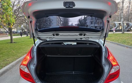 Hyundai Solaris II рестайлинг, 2011 год, 938 000 рублей, 35 фотография