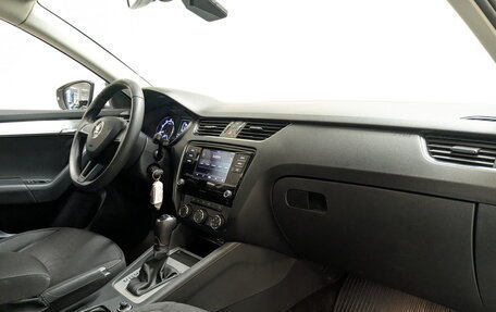 Skoda Octavia, 2018 год, 1 580 000 рублей, 11 фотография