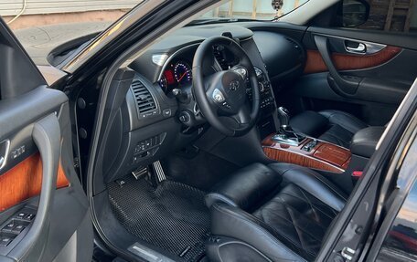 Infiniti FX II, 2010 год, 2 000 000 рублей, 10 фотография