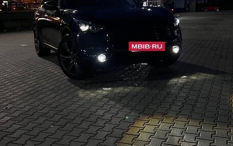 Infiniti FX II, 2010 год, 2 000 000 рублей, 2 фотография