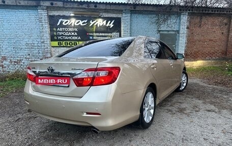 Toyota Camry, 2012 год, 1 650 000 рублей, 5 фотография