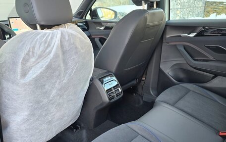 Volkswagen Tiguan, 2025 год, 4 750 000 рублей, 18 фотография