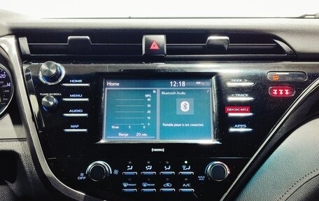 Toyota Camry, 2020 год, 2 400 000 рублей, 16 фотография