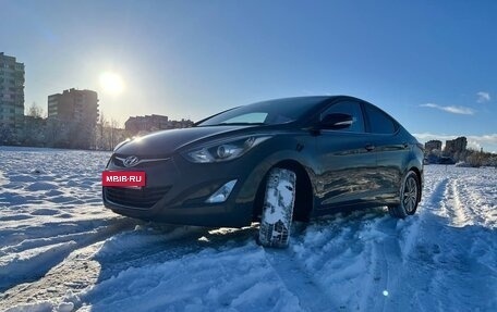 Hyundai Elantra V, 2014 год, 1 070 000 рублей, 2 фотография