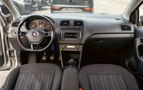 Volkswagen Polo VI (EU Market), 2017 год, 1 195 000 рублей, 16 фотография