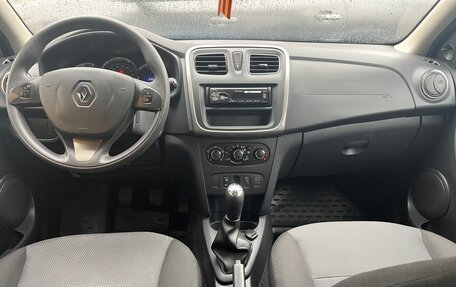 Renault Sandero II рестайлинг, 2016 год, 890 000 рублей, 10 фотография