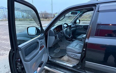 Toyota Land Cruiser 100 рестайлинг 2, 2005 год, 1 550 000 рублей, 16 фотография