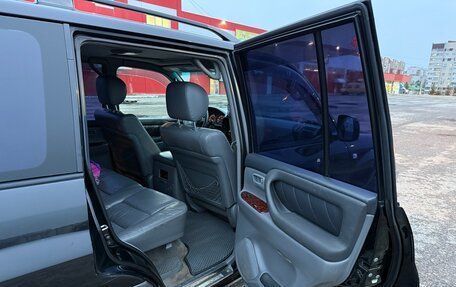 Toyota Land Cruiser 100 рестайлинг 2, 2005 год, 1 550 000 рублей, 19 фотография