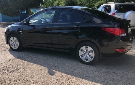 Hyundai Solaris II рестайлинг, 2015 год, 1 080 000 рублей, 3 фотография