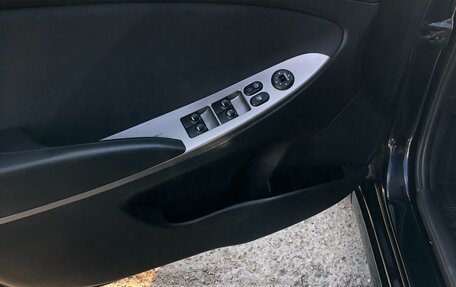 Hyundai Solaris II рестайлинг, 2015 год, 1 080 000 рублей, 8 фотография