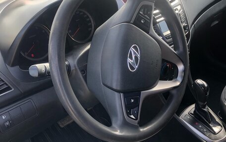 Hyundai Solaris II рестайлинг, 2015 год, 1 080 000 рублей, 6 фотография