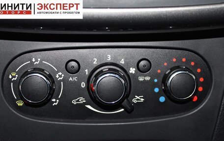 Renault Sandero II рестайлинг, 2018 год, 1 199 900 рублей, 11 фотография