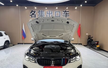 BMW 3 серия, 2022 год, 3 300 000 рублей, 14 фотография