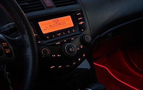 Honda Accord VII рестайлинг, 2005 год, 600 000 рублей, 8 фотография