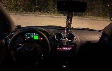 Ford Fiesta, 2007 год, 305 000 рублей, 3 фотография