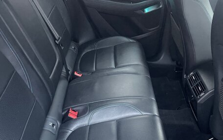 Jaguar E-Pace, 2019 год, 2 690 000 рублей, 12 фотография