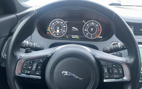 Jaguar E-Pace, 2019 год, 2 690 000 рублей, 10 фотография