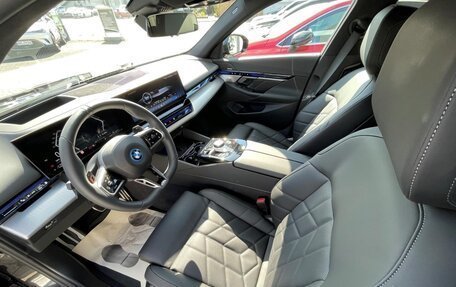 BMW 5 серия, 2024 год, 11 120 000 рублей, 8 фотография