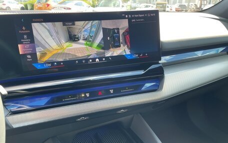 BMW 5 серия, 2024 год, 11 120 000 рублей, 11 фотография