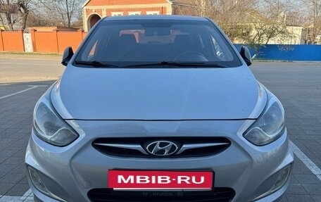 Hyundai Accent IV, 2011 год, 970 000 рублей, 6 фотография