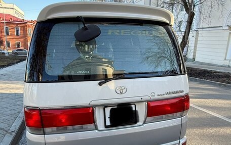 Toyota Regius, 1997 год, 1 270 000 рублей, 10 фотография