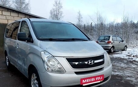 Hyundai Grand Starex Grand Starex I рестайлинг 2, 2009 год, 460 000 рублей, 3 фотография