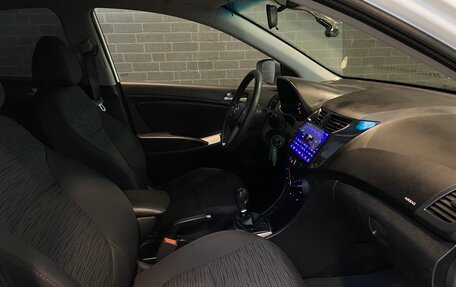 Hyundai Solaris II рестайлинг, 2016 год, 1 140 000 рублей, 11 фотография