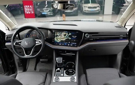 Volkswagen Touareg III, 2025 год, 8 220 855 рублей, 10 фотография