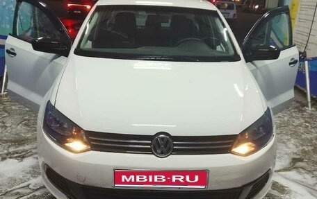 Volkswagen Polo VI (EU Market), 2014 год, 680 000 рублей, 1 фотография