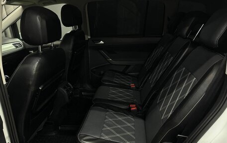 Volkswagen Touran III, 2017 год, 1 599 999 рублей, 18 фотография