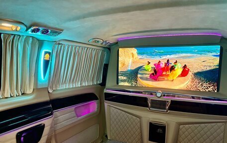 Mercedes-Benz V-Класс, 2014 год, 3 450 000 рублей, 2 фотография