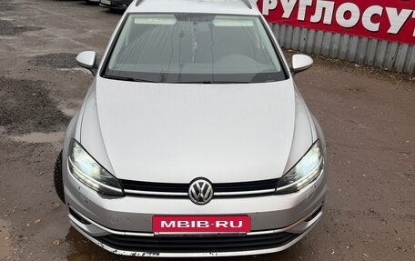 Volkswagen Golf VII, 2018 год, 1 550 000 рублей, 2 фотография