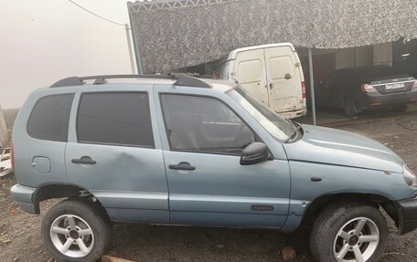 Chevrolet Niva I рестайлинг, 2005 год, 220 000 рублей, 2 фотография