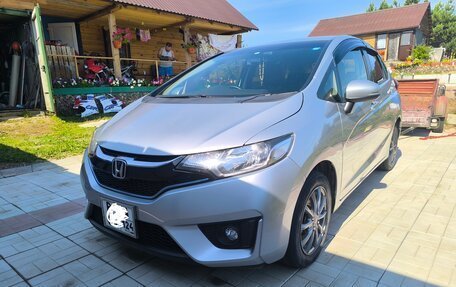 Honda Fit III, 2015 год, 1 200 000 рублей, 2 фотография