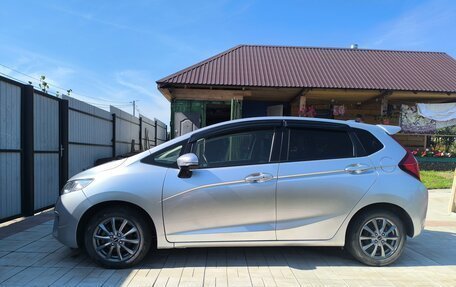 Honda Fit III, 2015 год, 1 200 000 рублей, 3 фотография