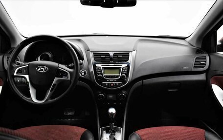 Hyundai Solaris II рестайлинг, 2012 год, 835 000 рублей, 5 фотография