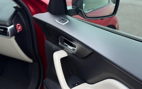 Jaguar F-Pace, 2016 год, 2 650 000 рублей, 24 фотография