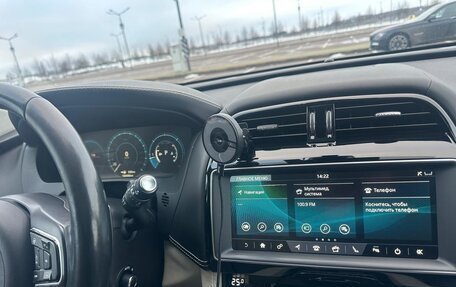 Jaguar F-Pace, 2016 год, 2 650 000 рублей, 27 фотография