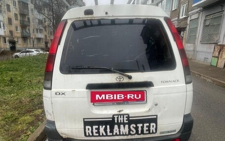 Toyota Town Ace III, 2000 год, 300 000 рублей, 6 фотография