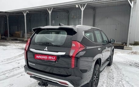 Mitsubishi Montero Sport, 2022 год, 5 750 000 рублей, 7 фотография