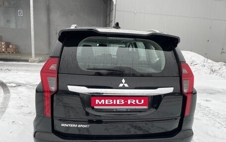 Mitsubishi Montero Sport, 2022 год, 5 750 000 рублей, 8 фотография