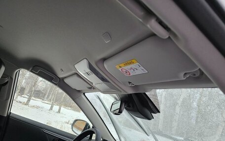 Toyota RAV4, 2022 год, 4 800 000 рублей, 21 фотография