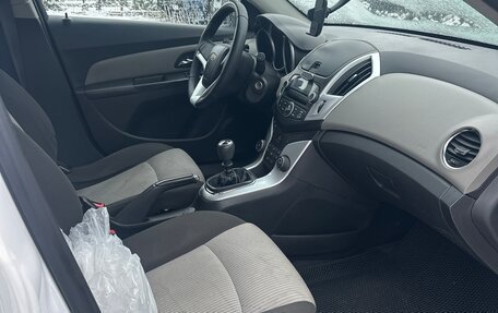 Chevrolet Cruze II, 2015 год, 780 000 рублей, 8 фотография