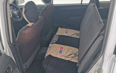 Toyota Succeed I рестайлинг, 2002 год, 550 000 рублей, 5 фотография