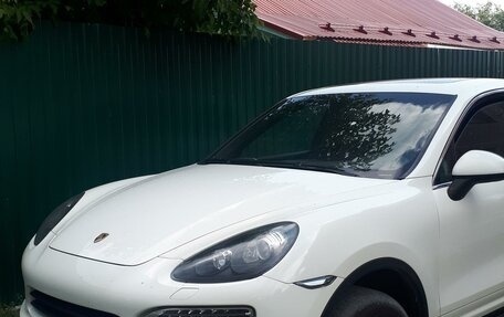 Porsche Cayenne III, 2011 год, 2 100 000 рублей, 2 фотография