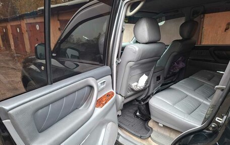 Toyota Land Cruiser 100 рестайлинг 2, 2002 год, 1 280 000 рублей, 13 фотография