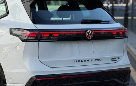 Volkswagen Tiguan, 2025 год, 4 900 000 рублей, 20 фотография