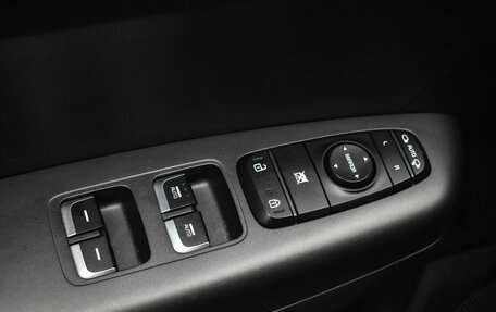 KIA Sportage IV рестайлинг, 2020 год, 2 500 000 рублей, 17 фотография